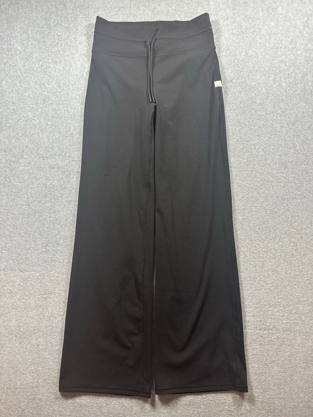 Vuori Daily Wide Leg Pants Women's Medium Black High-Rise Stretch VW489 NWOT